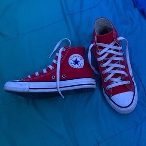 red converse high tops ❤️😍